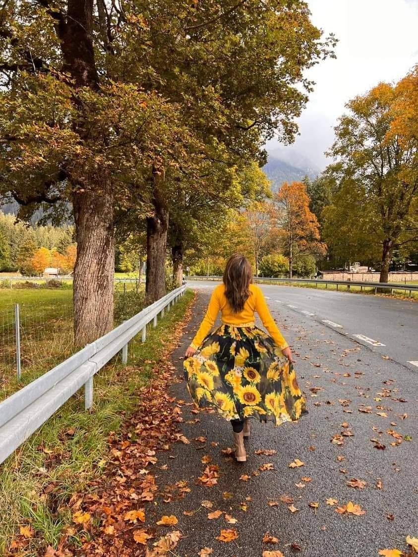Sunflower Black Skirt 🌻