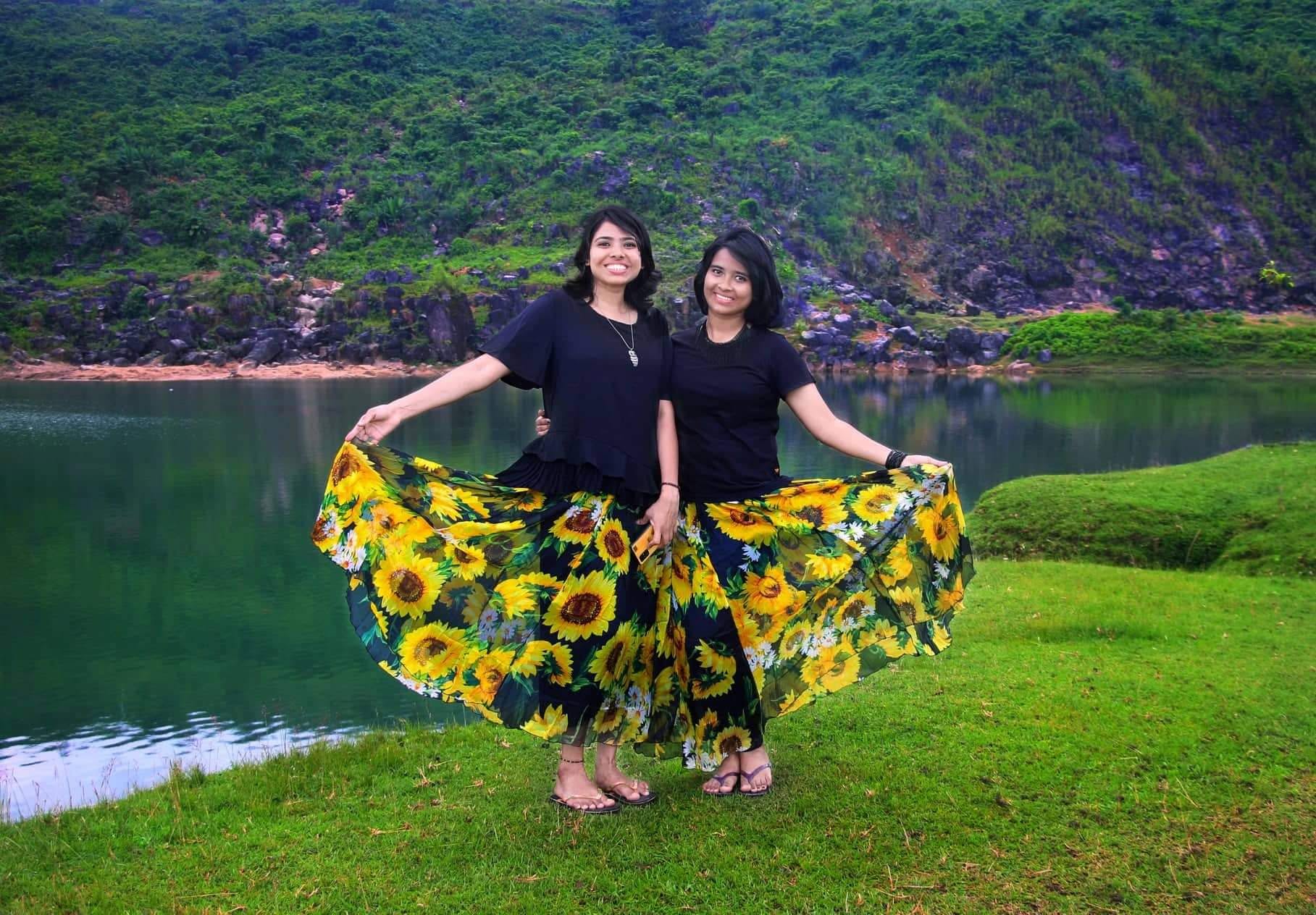 Sunflower Black Skirt 🌻