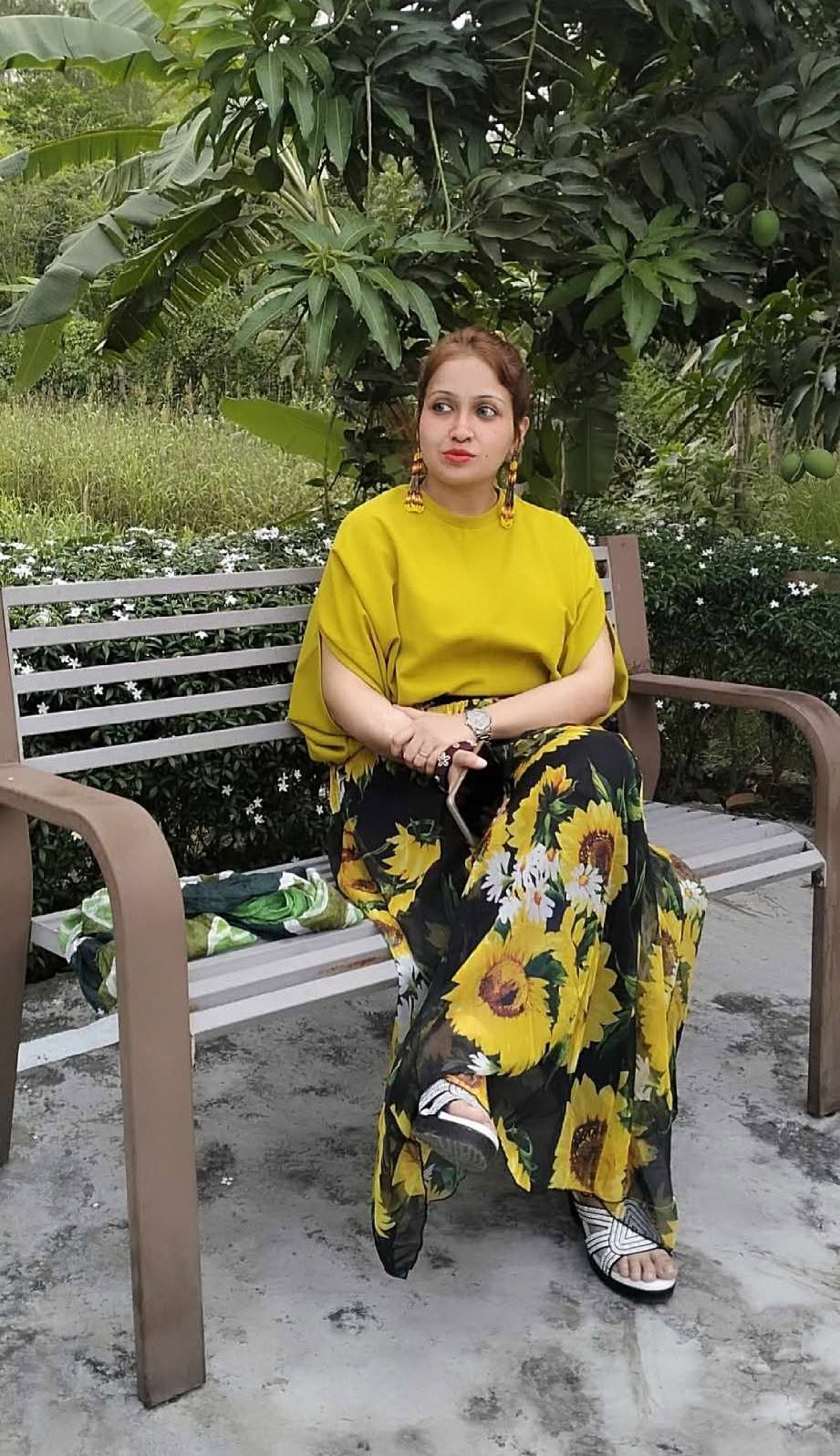 Sunflower Black Skirt 🌻