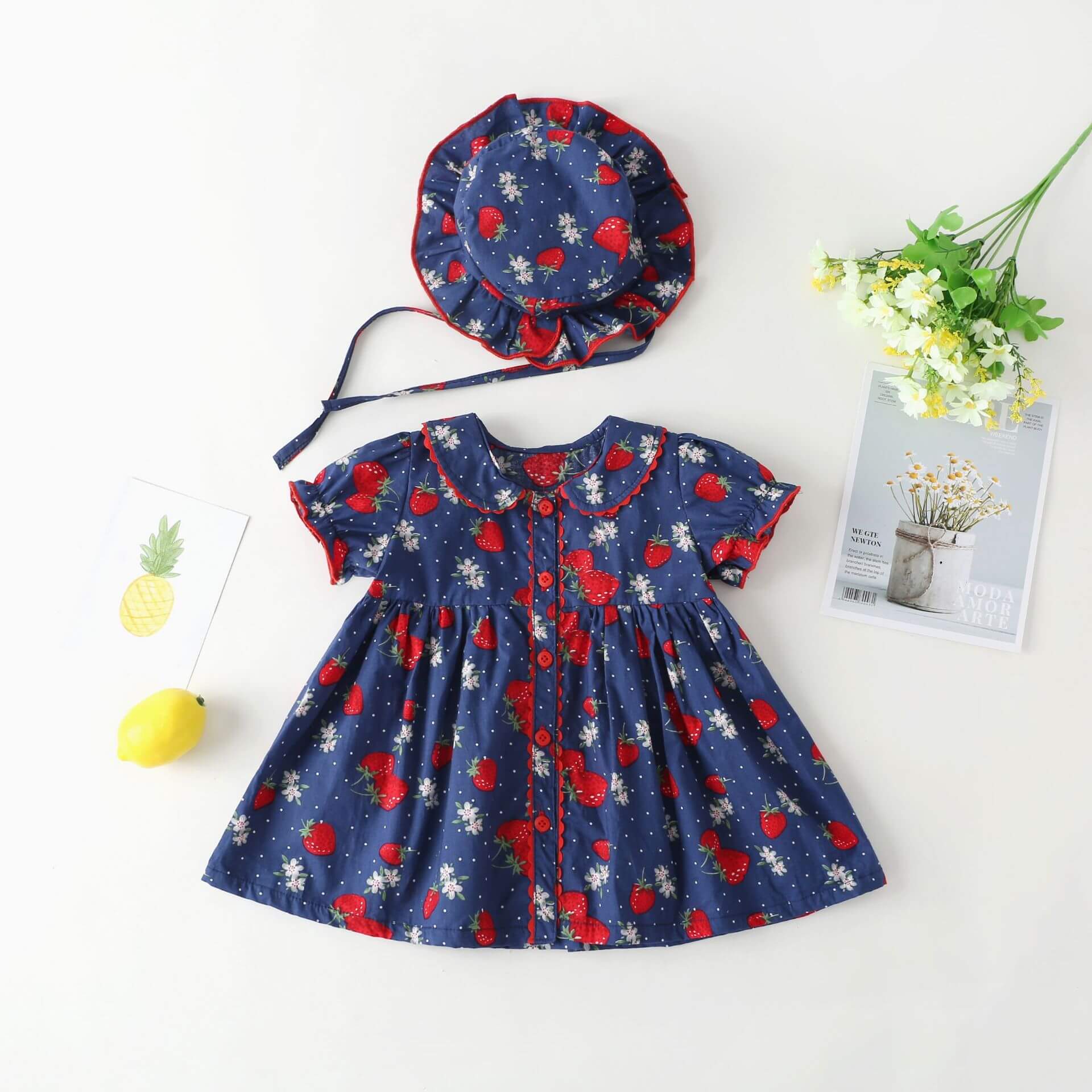 Moonpie Sea & Garden Series – Strawberry Picnic